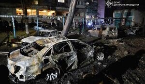 Масована атака "шахедів" на Дніпро: три людини загинули, серед них одна дитина (оновлено). ФОТОрепортаж