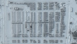 Пока не видим признаков отвода российских войск от украинской границы, - Столтенберг