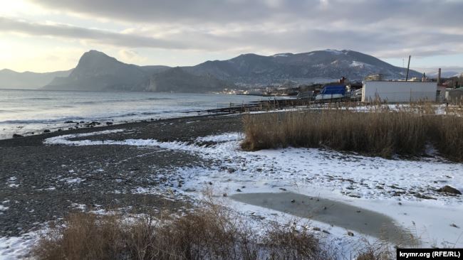 Одна з найдовших річок окупованого Криму пересихає: припинила впадати в море 01