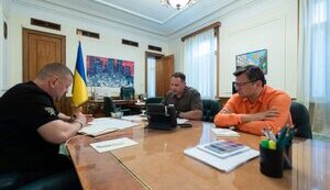 Україна та США обговорили обстановку на фронті, потреби ЗСУ, а також організацію розмови Зеленського і Байдена