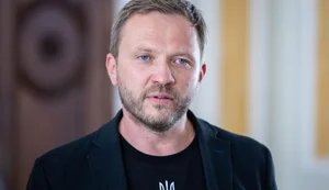 Маргус Цахкна про збиття літаків НАТО