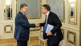 Порошенко обговорив із послами G7 запуск Антикорупційного суду та звільнення українських заручників у РФ. ФОТО