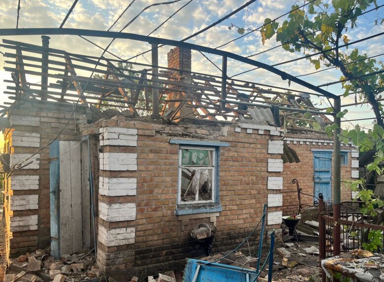 Наслідки обстрілів Нікопольщини 21 травня 2024 року
