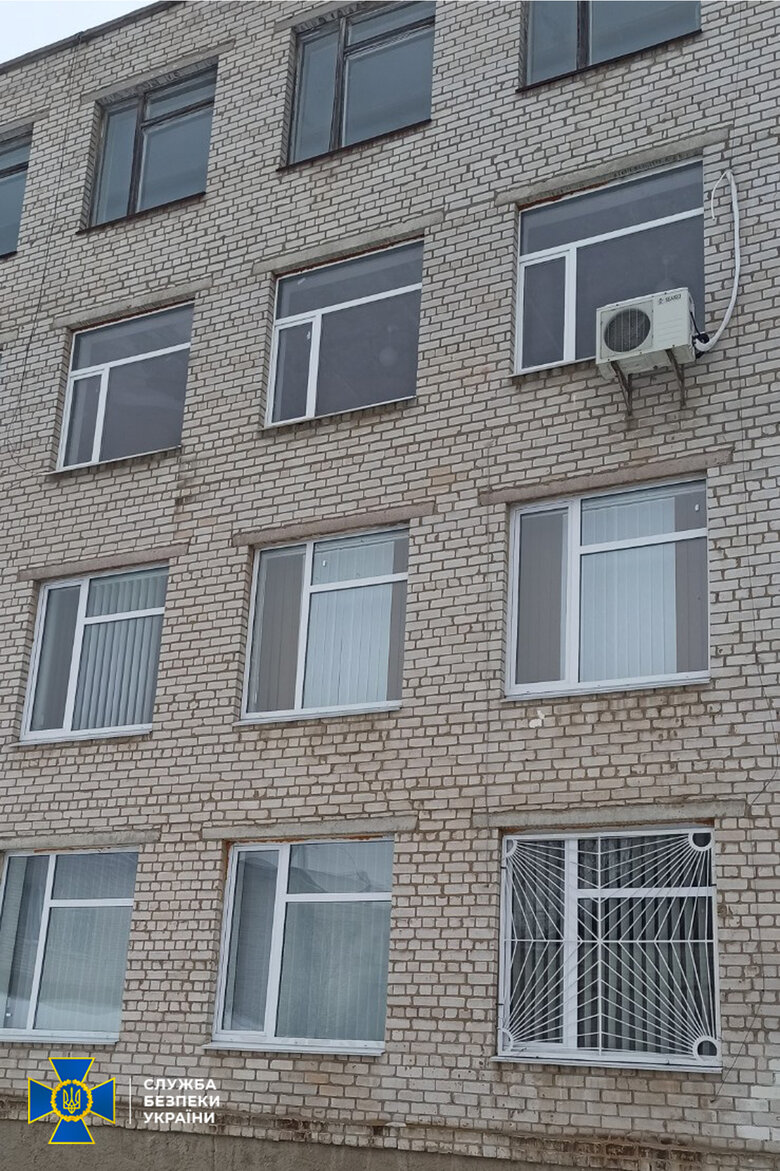 СБУ викрила підрядника на розкраданні 1,6 млн грн під час відновлення ліцею на Житомирщині
