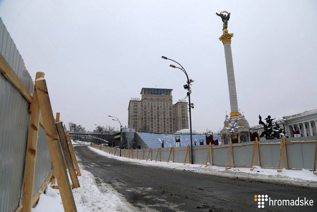 Паркан, встановлений для будівництва музею Революції гідності, заважає провести слідчий експеримент у справі Майдану, - адвокат Закревська 02