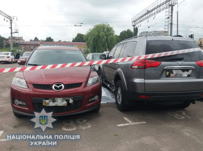На парковке в Ривном застрелили 42-летнего бизнесмена 04