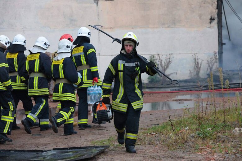 Во Львове завершили ликвидацию последствий российского удара Шахедами 07