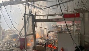 Росіяни вдарили по ТЦ у Костянтинівці