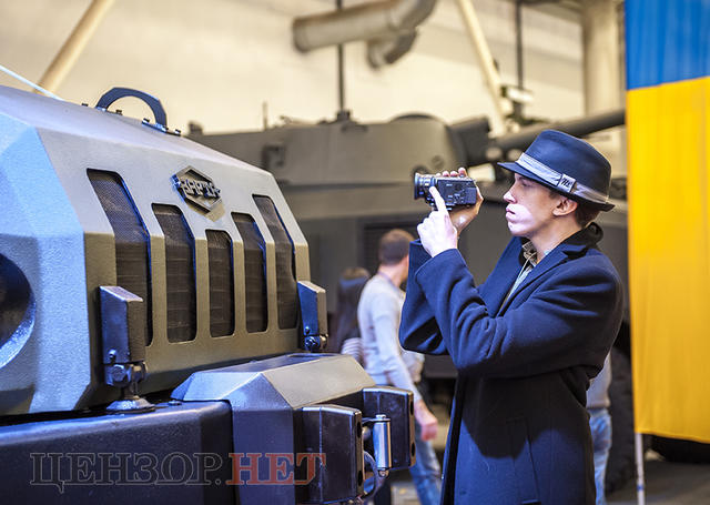 оружие выставка вооружение бронетехника оборонпром