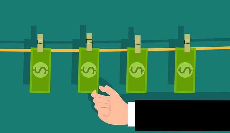 Єврокомісія внесе Росію до європейського "чорного списку" за відмивання грошей, – Politico