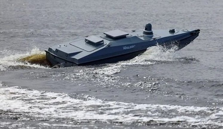 На морському дроні, знайденому біля Греції, знешкодили близько 100 кілограм вибухівки: це може бути Magura