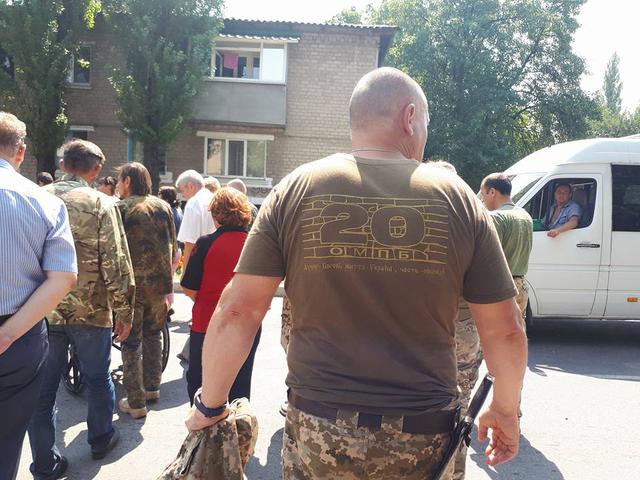 Ветерана АТО Вагнера, убитого во время перестрелки в Днепре, похоронили на Днепропетровщине 04 Ветерана АТО Вагнера, убитого во время перестрелки в Днепре, похоронили на Днепропетровщине 04