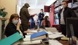 Обыски в центре Довженко проводили по делу о растрате, - прокуратура