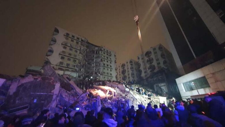 Strong earthquake occurred in Turkey, killing more than 900 people 04
