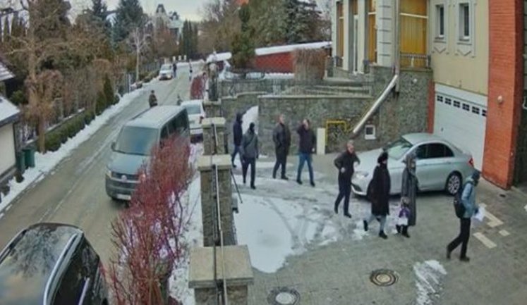 Коболев о сегодняшних обысках: Связаны с уголовным делом по "газу Жеваго". Пугать меня или передавать приветы нет никакого смысла. ВИДЕО