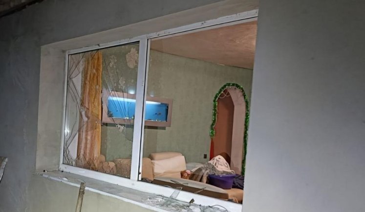 Павлоград, Кривий Ріг і Нікопольщина під ударами БпЛА: поранено двох жінок. ФОТОрепортаж