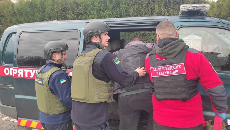 Russians attacked Nikopol district on 4 April