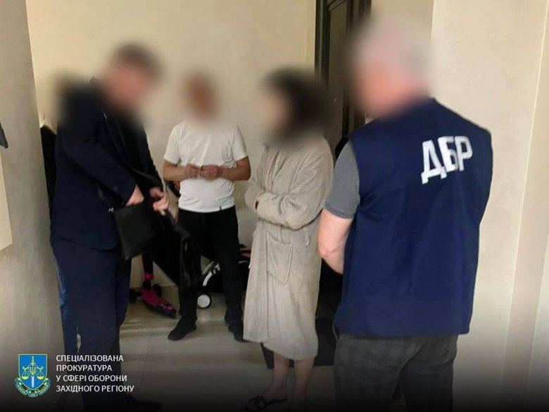 до суду обвинувальний акт щодо організованої групи