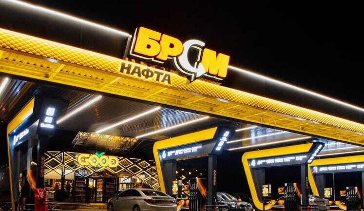 "БРСМ-Нафта" безкоштовно заправила автівки військових і волонтерів на майже 43 млн грн