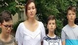 Дружина й діти екснардепа Семенченка закликають українців прийти на апеляцію щодо запобіжного заходу. ВІДЕО