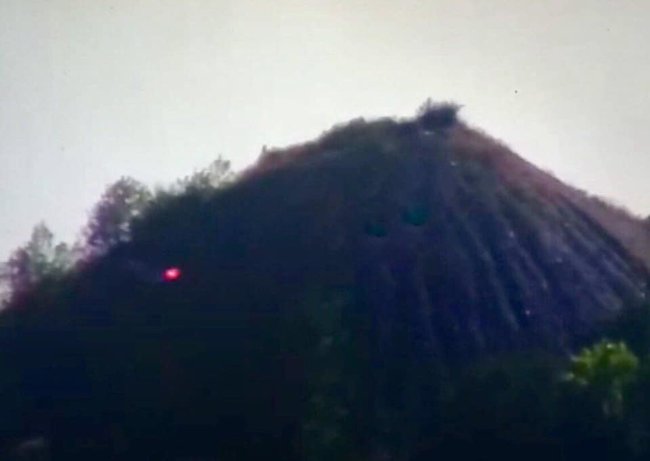 Одна птичка – один ВОП террористов: бойцы 53 бригады уничтожили опорник врага на терриконе под Горловкой 01 Одна птичка – один ВОП террористов: бойцы 53 бригады уничтожили опорник врага на терриконе под Горловкой 01