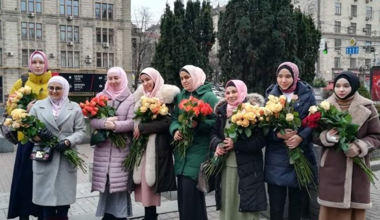 Во "Всемирный день хиджаба" мусульманки Украины организовали акцию в Киеве. ФОТОрепортаж