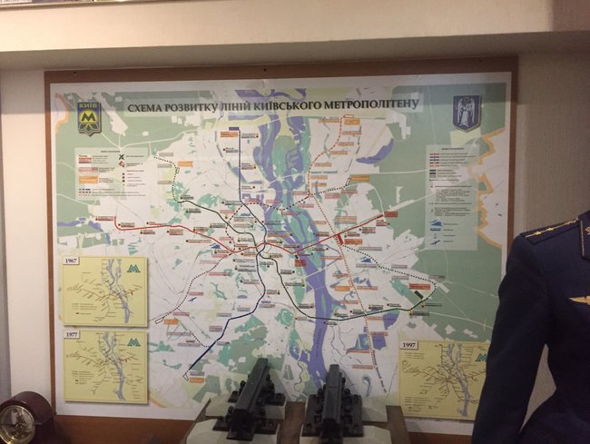 Радник керівника Метрополітену: машиніст отримує 25-30 тис. грн, але відкрилась Європа і люди їдуть 02
