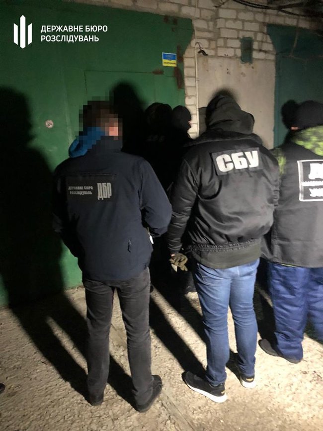 Правоохоронці в Миколаєві викрили наркоугруповання, яке кришував патрульний 07