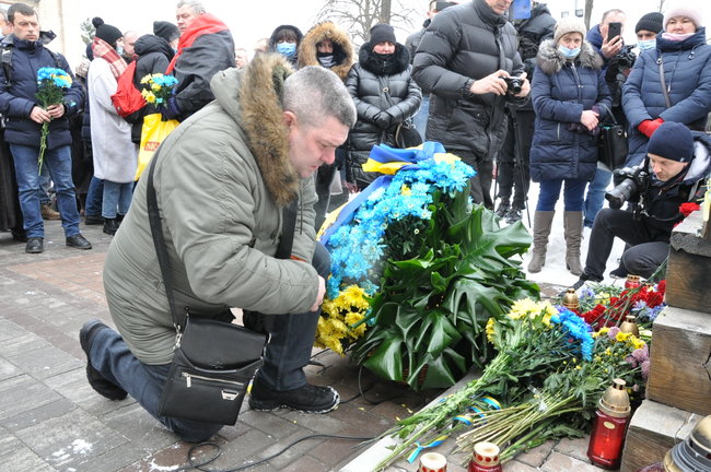 У Києві відслужили панахиду за Героями Небесної Сотні 23