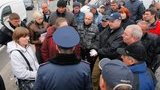 Разгром авторынка на Перова прекратился из-за приезда журналистов. Готовится новое нападение?