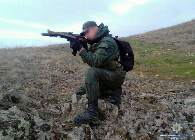 Колишній найманець ДНР здався поліції у Волновасі 01