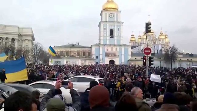 Сегодня в Киеве чтят память Героев Небесной Сотни: программа мероприятий 01