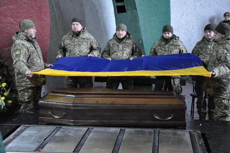 Із режисером монтажу Віктором Ониськом, який загинув у боях за Україну, попрощалися у Києві 28