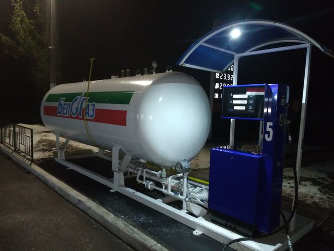 Податківці ліквідували на Чернігівщині нелегальну АЗС 02
