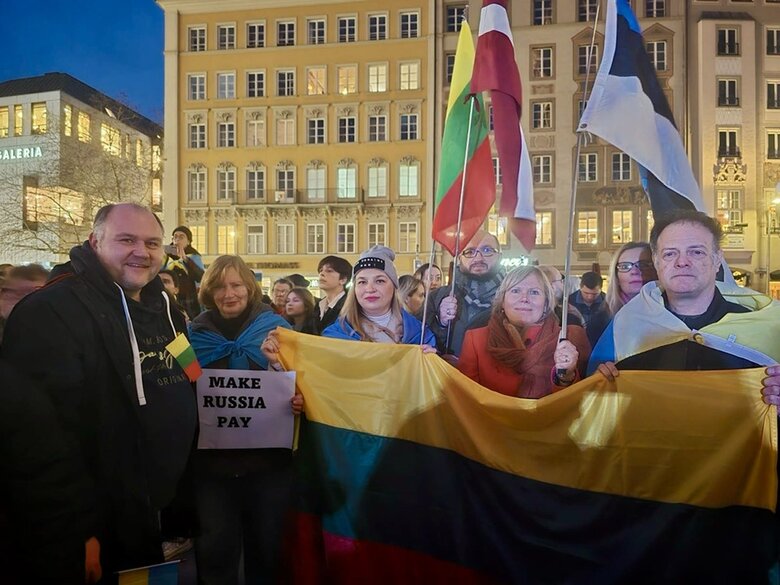Акції на підтримку України з нагоди третьої річниці повномасштабного вторгнення РФ