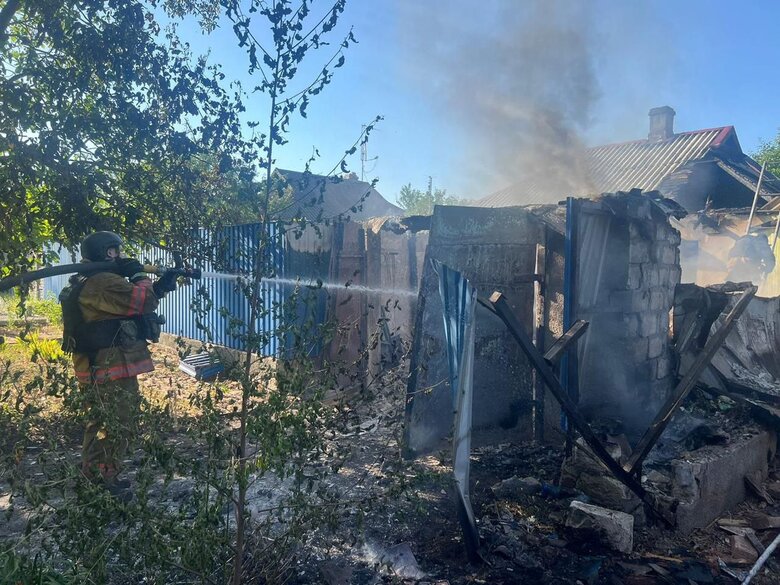 Наслідки обстрілів Донеччини
