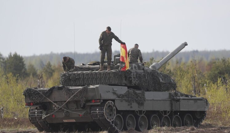 Канада выделит $15 млн на ремонт танков Leopard 2 для Украины