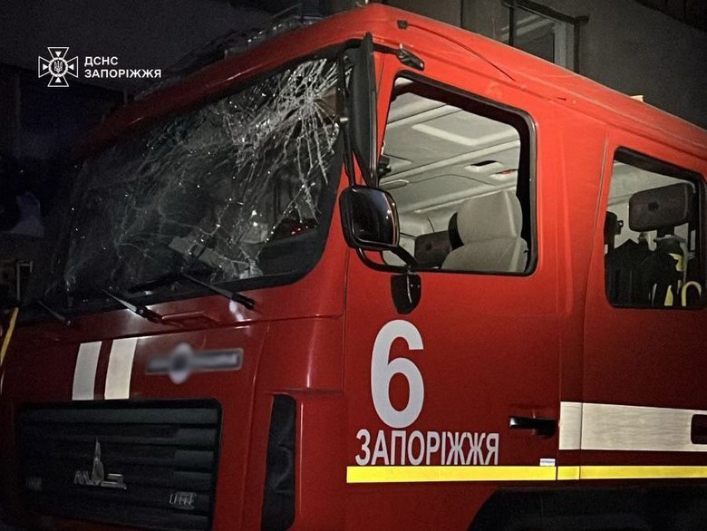 У Запоріжжі рятувальники потрапили під повторний обстріл