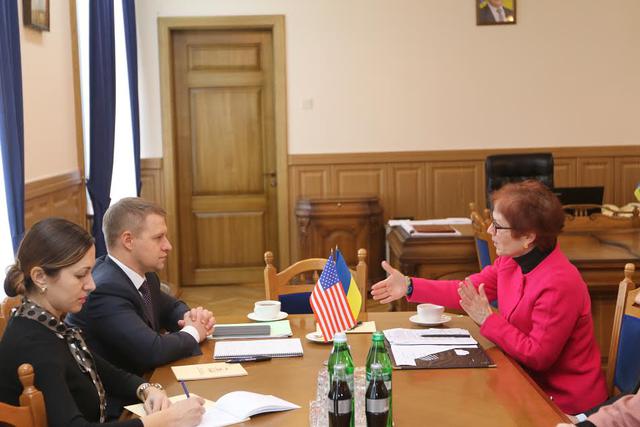 Посол США Йованович відвідала підприємства Київщини 01