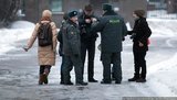 Типичное начало разговора российских милиционеров с фотографами: "Я сказал, не снимай меня, сука!". ФОТОрепортаж