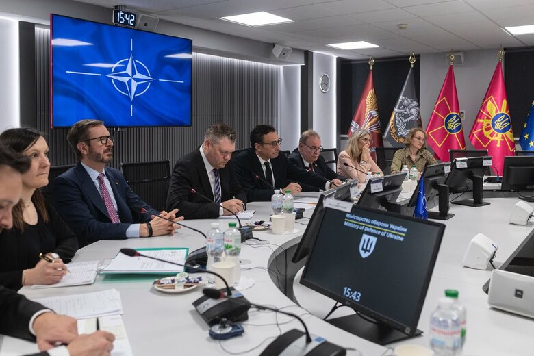 Умєров зустрівся делегацією ПА НАТО - що обговорили