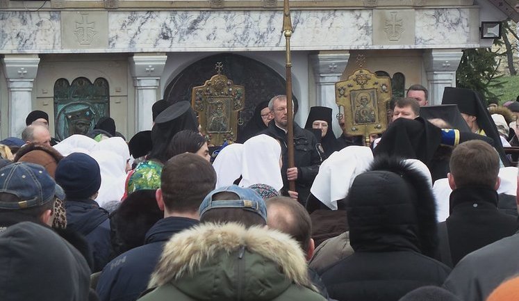 Прокуратура будет судиться из-за незаконной застройки возле фундамента Десятинной церкви, - Сарган