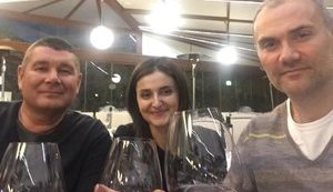Онищенко боится экстрадиции и носит записи с Порошенко на двух "айфонах": журналистка пообщалась с беглым нардепом в Мадриде. ФОТО+ВИДЕО