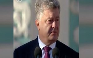 "No one will stop Ukrainian people and neither we will ask someone’s permission," - Poroshenko on looming autocephaly