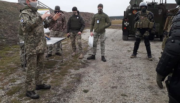 У 1994 році Україна приєдналася до програми "Партнерство заради миру", в рамках якої миротворці служать у Косові й Афганістані, - Командування ОС. ФОТОрепортаж