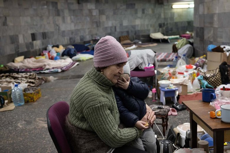 Люди не повинні бути знаряддями диктаторів. Ось за що ми боремось, - Зеленський 06
