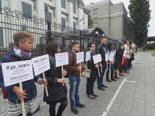 крым татары посольство пикет террор рф крымские