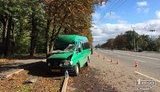 Маршрутка врезалась в дерево в Кривом Роге: 11 людей пострадало. ФОТО (обновлено)