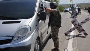 На оккупированный Донбасс последовали 25 грузовиков с химреагентами и медоборудованием