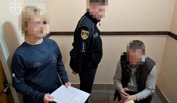 Потерпілі в Україні та за кордоном: у Луцьку винесли вирок чоловікові за розбещення дітей. ФОТОрепортаж